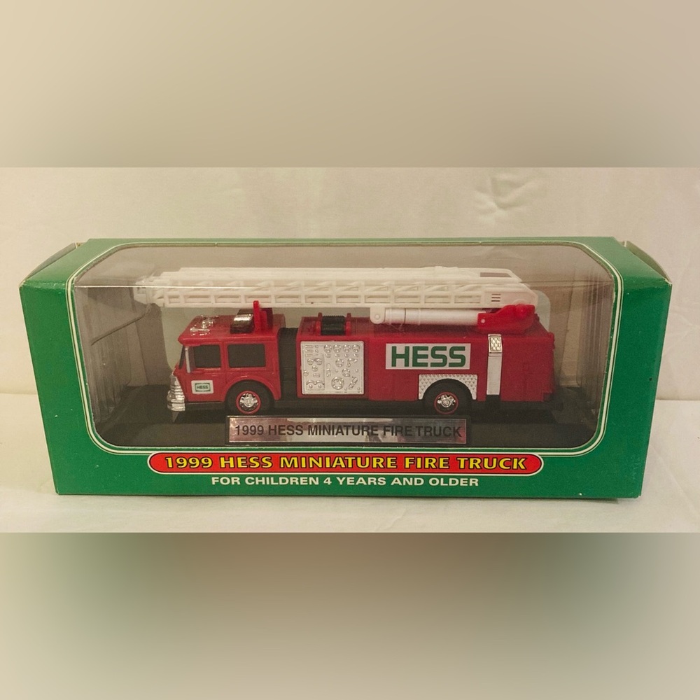 Vintage 1999 Hess Fire Truck Collectible Toy New in Box